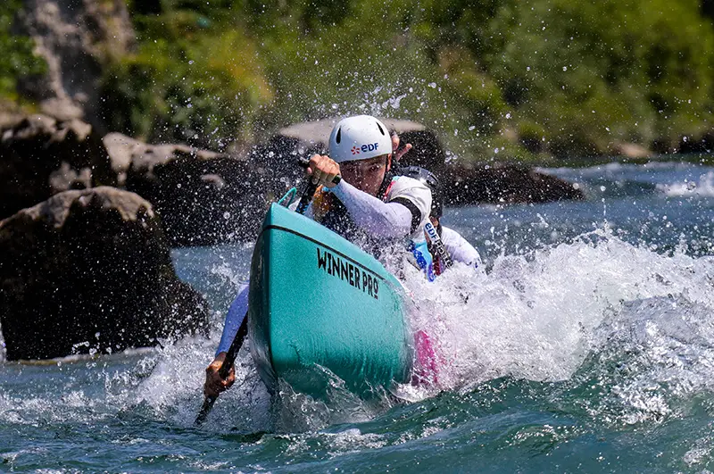Médaillé de bronze aux Championnats du monde U23 et vice-champion du monde par équipes en canoë biplace sprint. Également champion de France U21 en kayak.