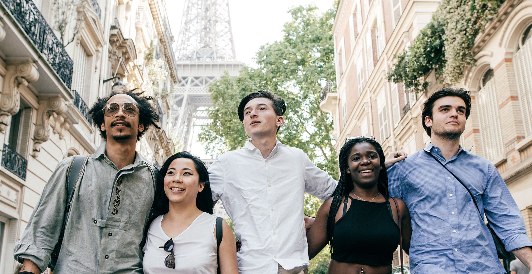 Etudiants-juniors-Paris-exterieur