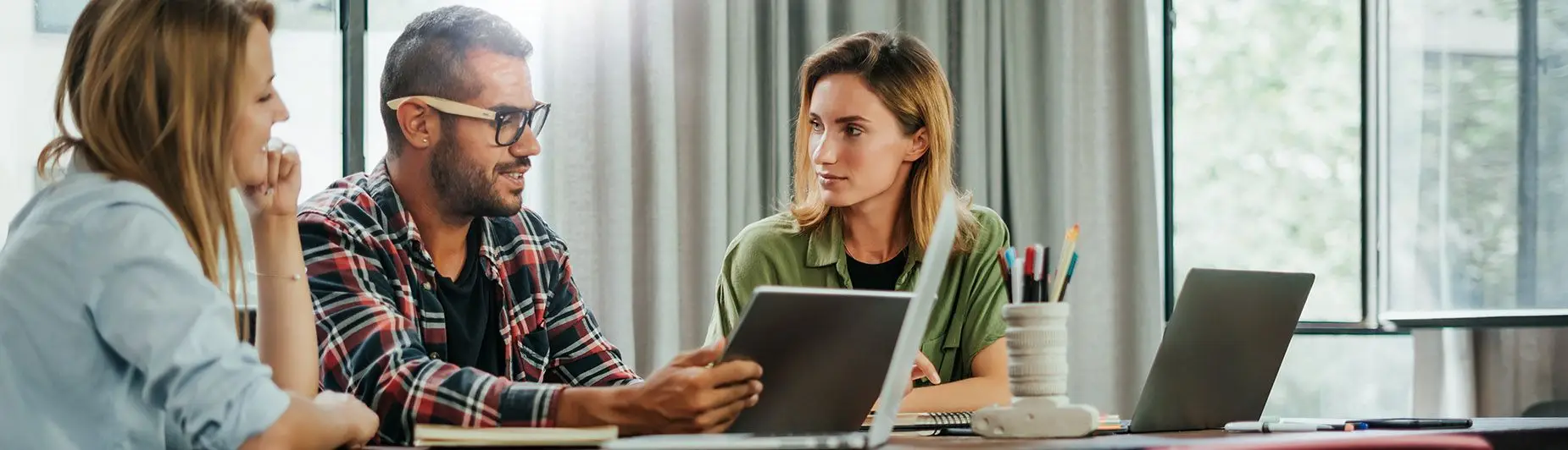 Etudiants - Students Grenoble Ecole de Management