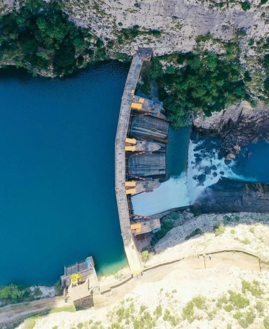 Vue drone, barrage hydro