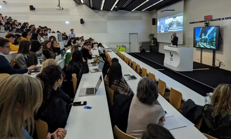 Conférence en amphi
